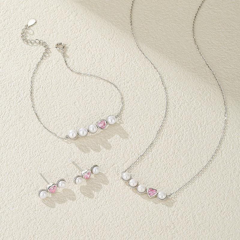 Heartbeat Natural Freshwater Pearl Bracelet